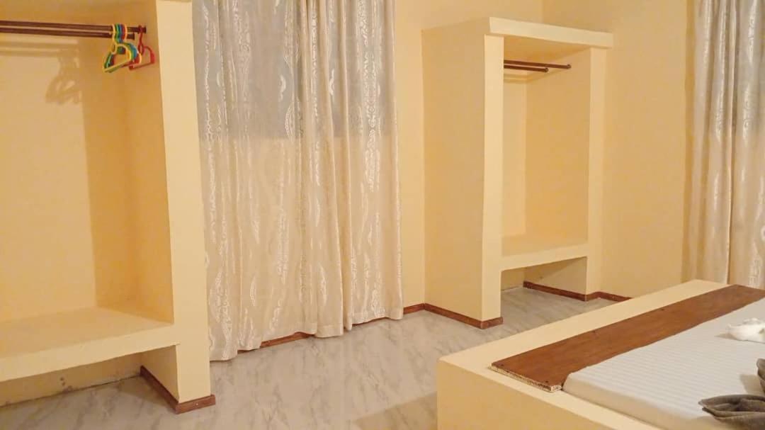 ホテル Africa Dream Bungalow Kiwengwa キウェンワ エクステリア 写真